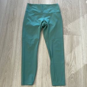 Lululemon seafoam green 25” wunder under